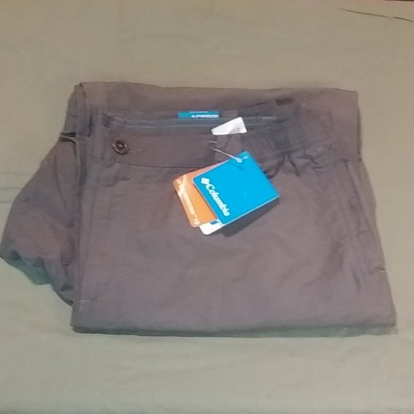 Columbia Crested Butte Green Convertible Pants NWT - Picture 5 of 7